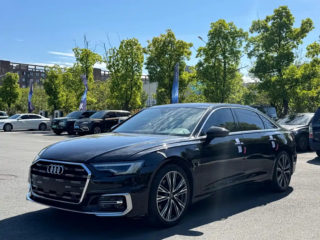 Audi A6L 2022