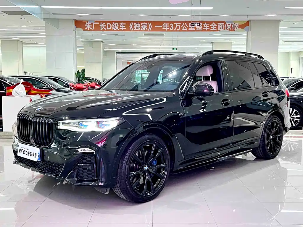 BMW X7 2022 — фото 1