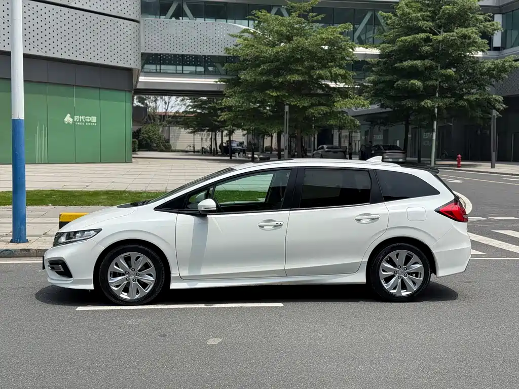 Honda Jade 2018 — фото 7