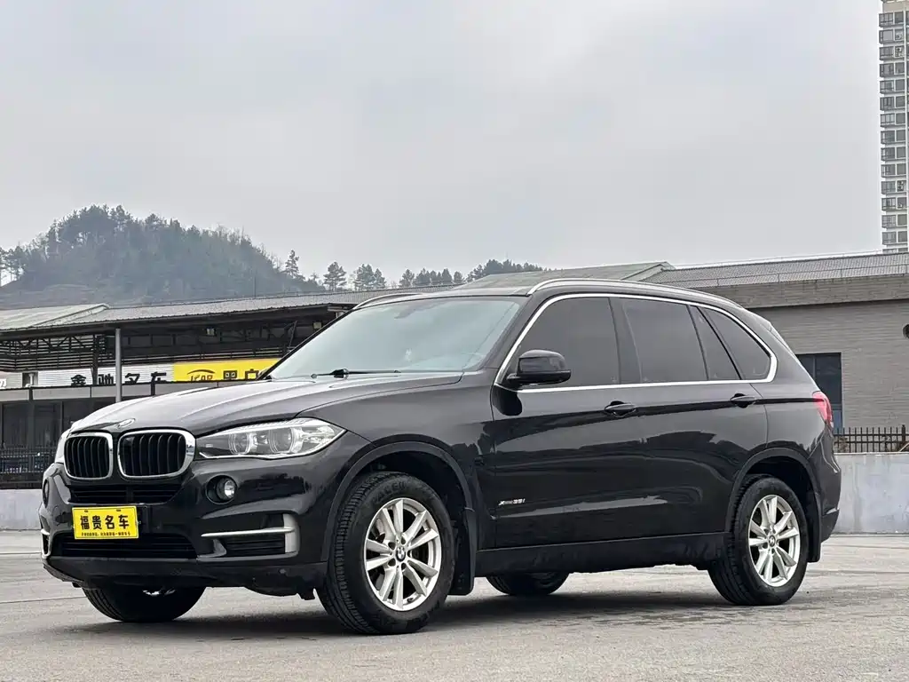 BMW X5 2019 — фото 1