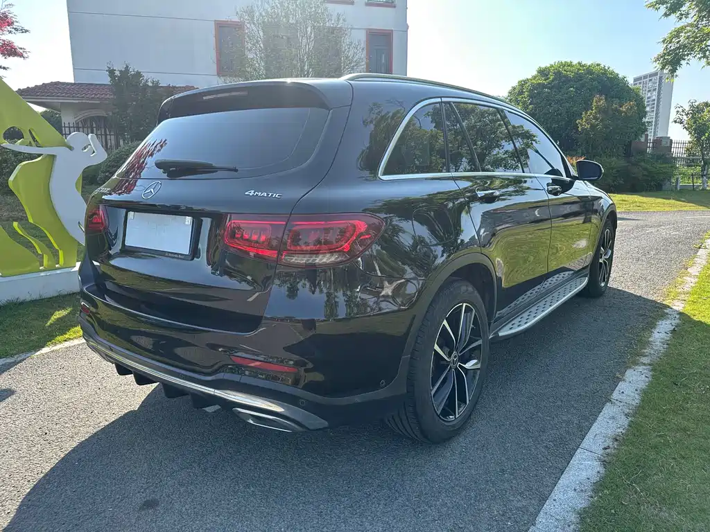 Mercedes-Benz GLC 2021