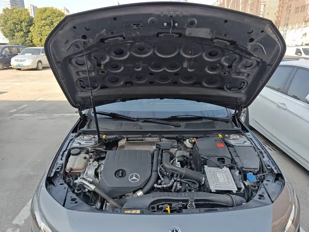 Mercedes-Benz A-Class 2021 — фото 16