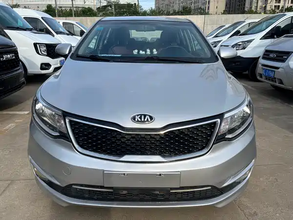 Kia K2 2015
