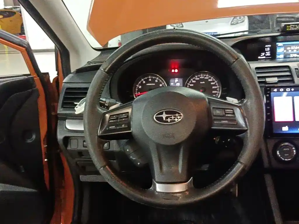 Subaru XV 2015 — фото 11