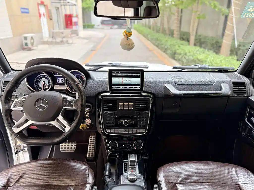 Mercedes-Benz G-Class AMG 2015 — фото 12