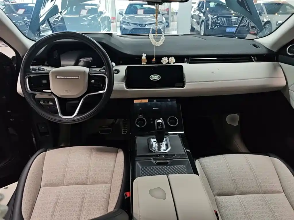 Land Rover Evoque 2022 — фото 10