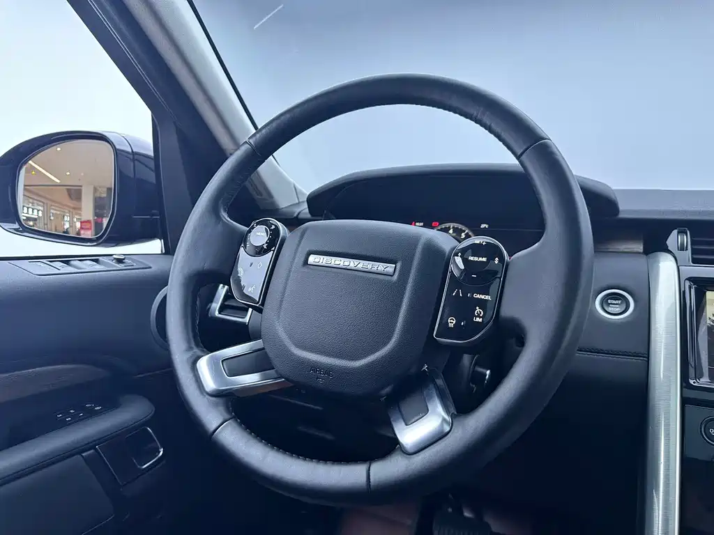 Land Rover Discovery 2019 — фото 6