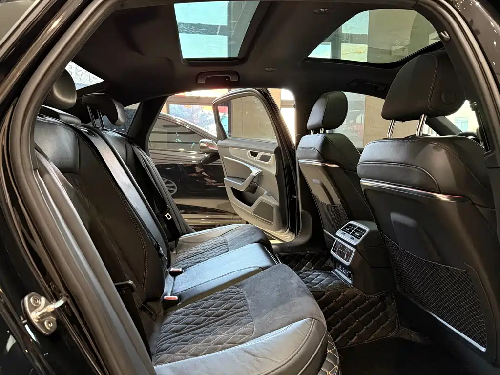 Audi A6L 2023 — фото 12