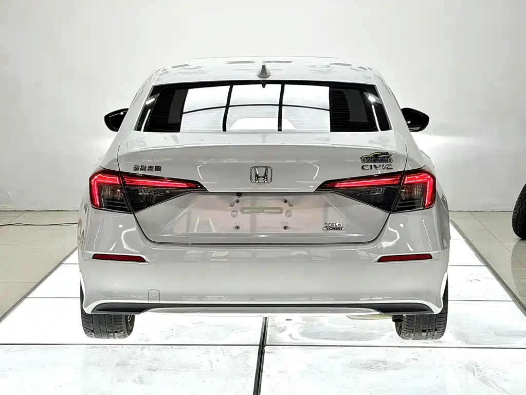 Honda Civic 2023 — фото 6