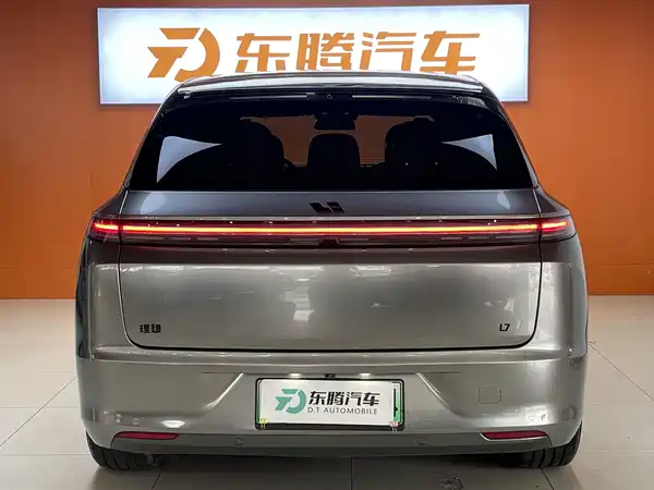 Li Auto L7 2024