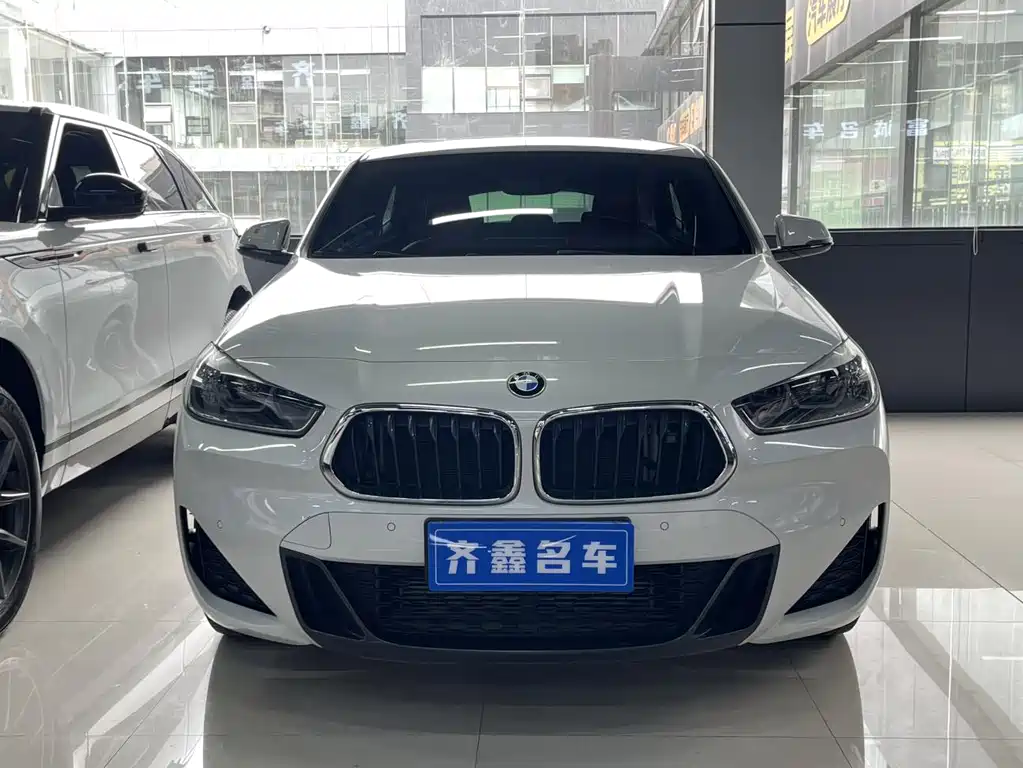 BMW X2 2021 — фото 1
