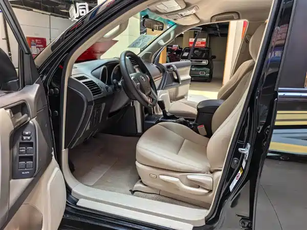 Toyota Prado 2010