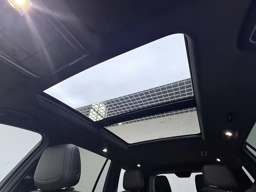 Cadillac XT6 2021 — фото 16