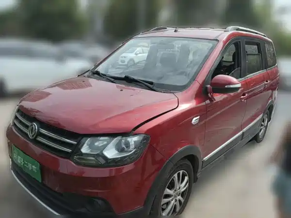 Dongfeng Fengguang 360 2015