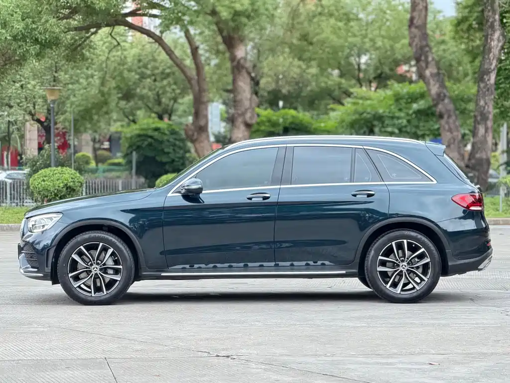 Mercedes-Benz GLC 2022 — фото 4