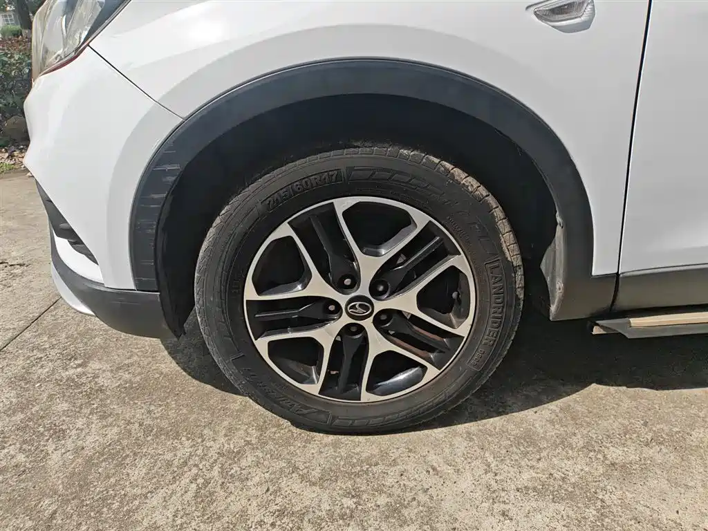 Soueast DX3 2017 — фото 25