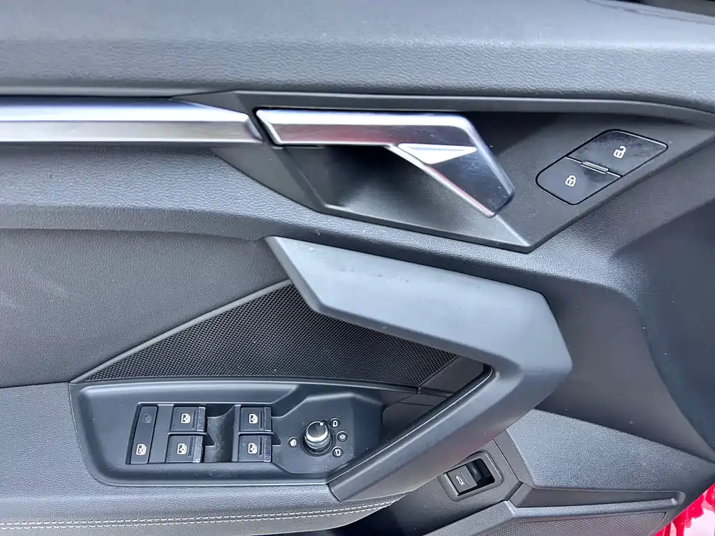 Audi A3 2021 — фото 12