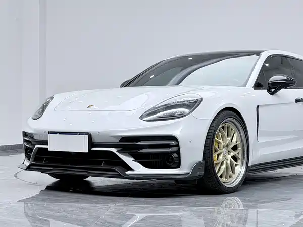 Porsche Panamera 2022
