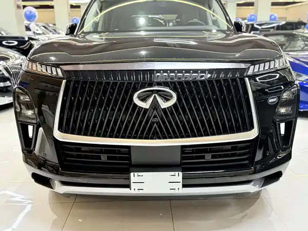 Infiniti QX80 2025