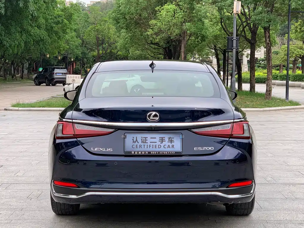 Lexus ES 2024 — фото 15