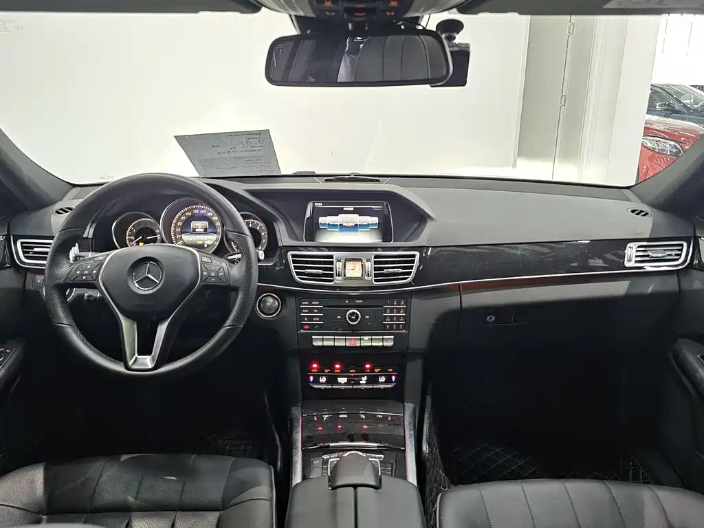 Mercedes-Benz E-Class 2016 — фото 4