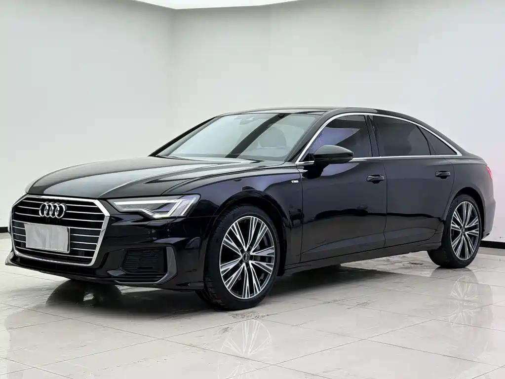 Audi A6L 2022 — фото 1