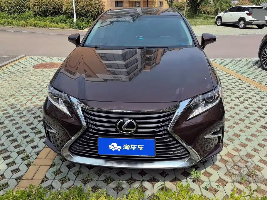 Lexus ES 2015 — фото 2