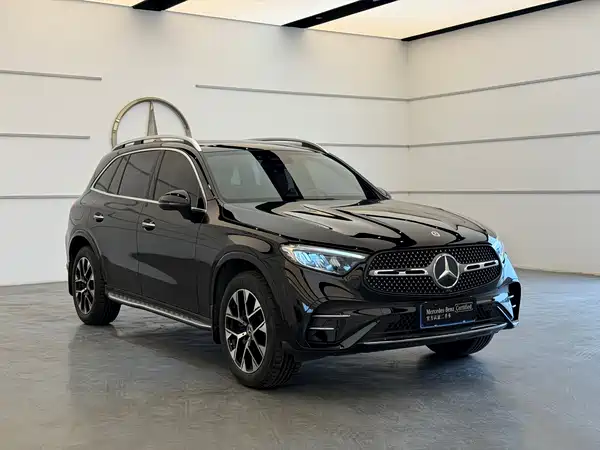 Mercedes-Benz GLC 2023