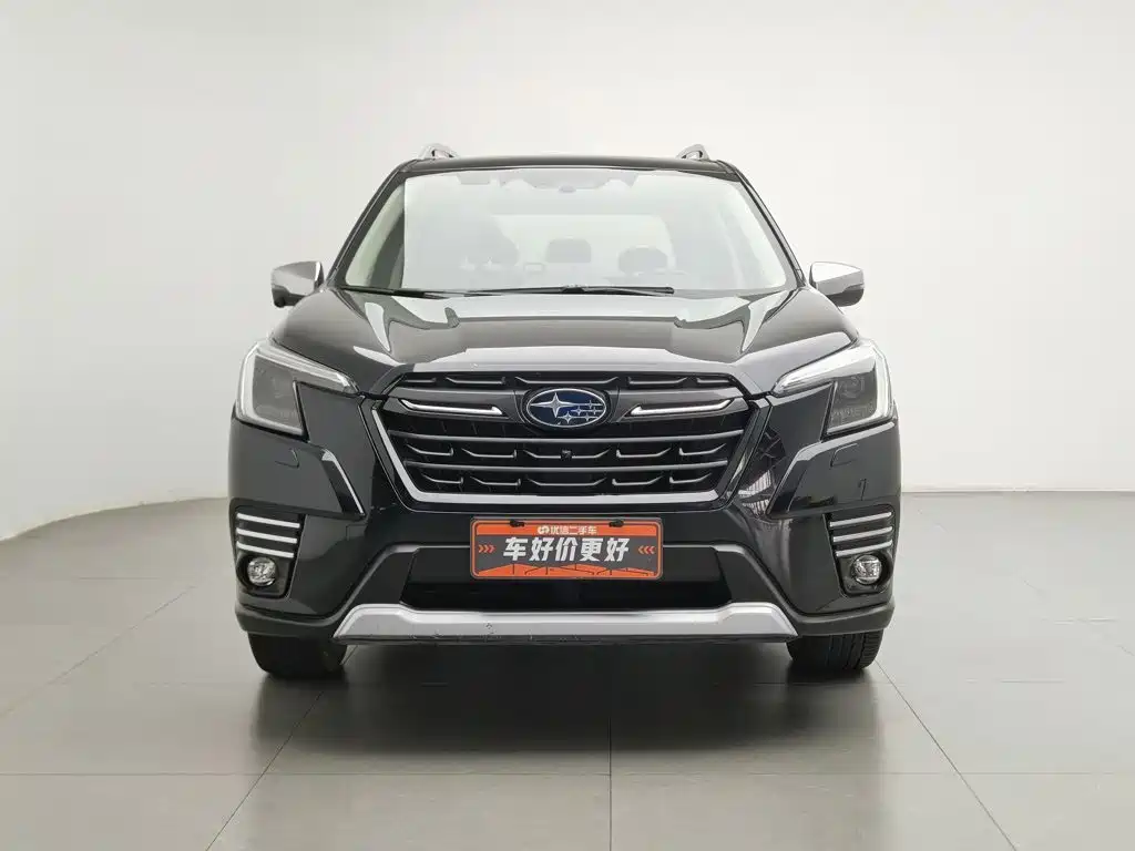 Subaru Forester 2024 — фото 3