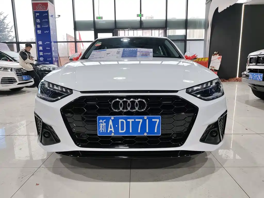 Audi A4L 2022 — фото 2