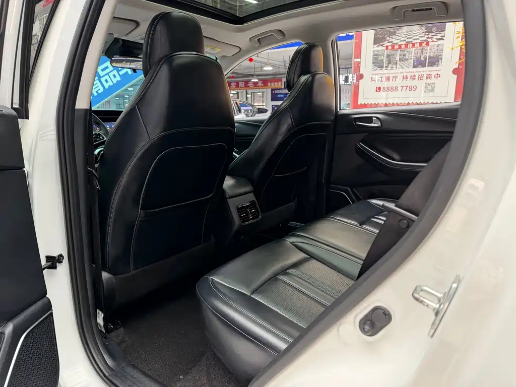 GAC Motor Trumpchi GS4 2022 — фото 10