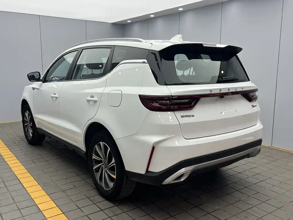 Geely Vision X6 2022 — фото 4