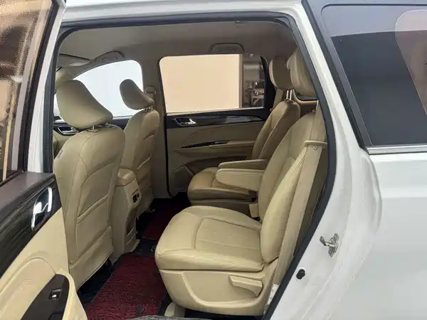 Baojun 730 2018