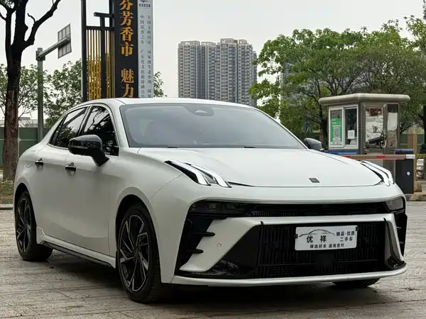 Lynk & Co 03 2023