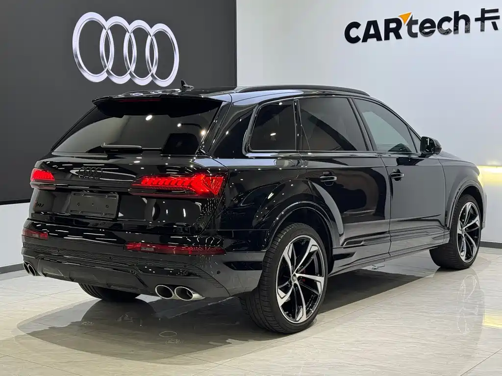 Audi SQ7 2024 — фото 5