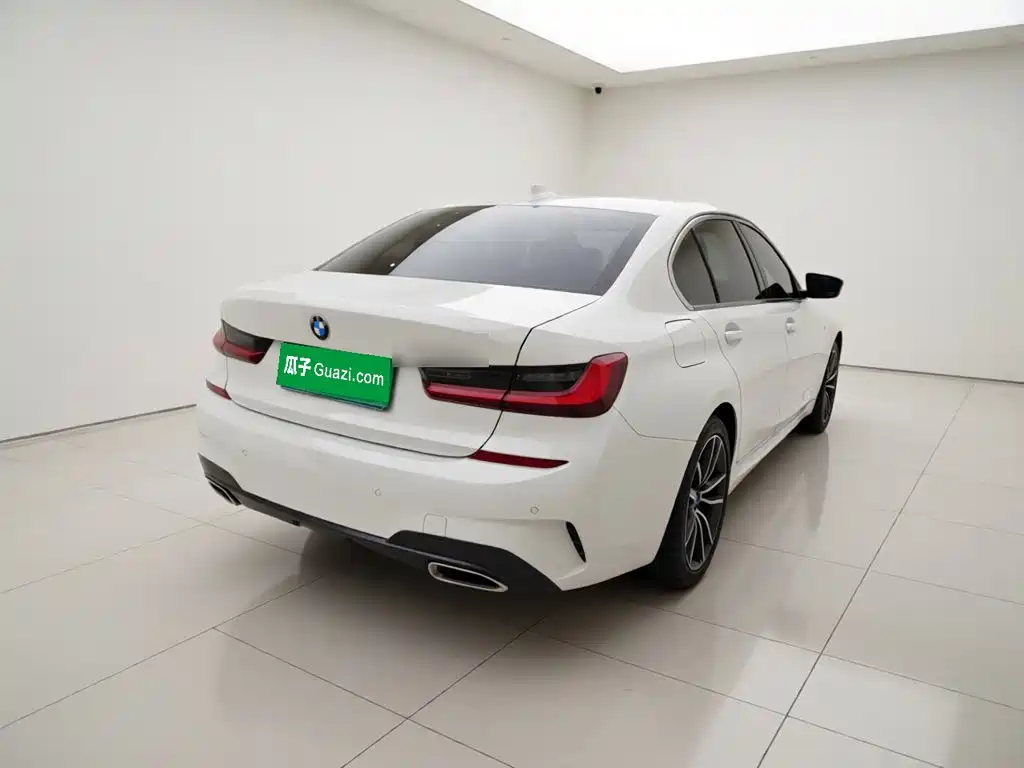 BMW 3 Series 2022