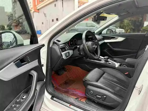 Audi A4L 2022