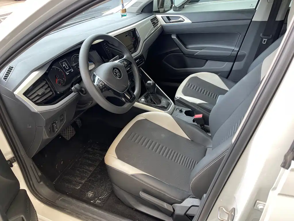Volkswagen Polo 2021
