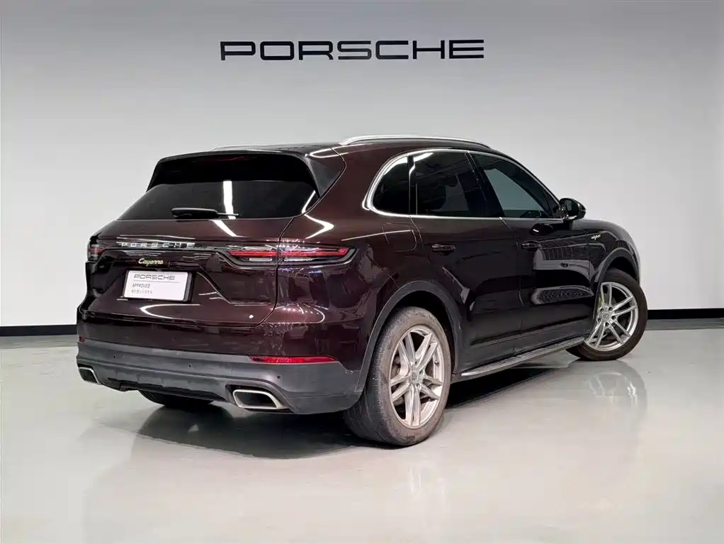 Porsche Cayenne Hybrid 2020 — фото 8