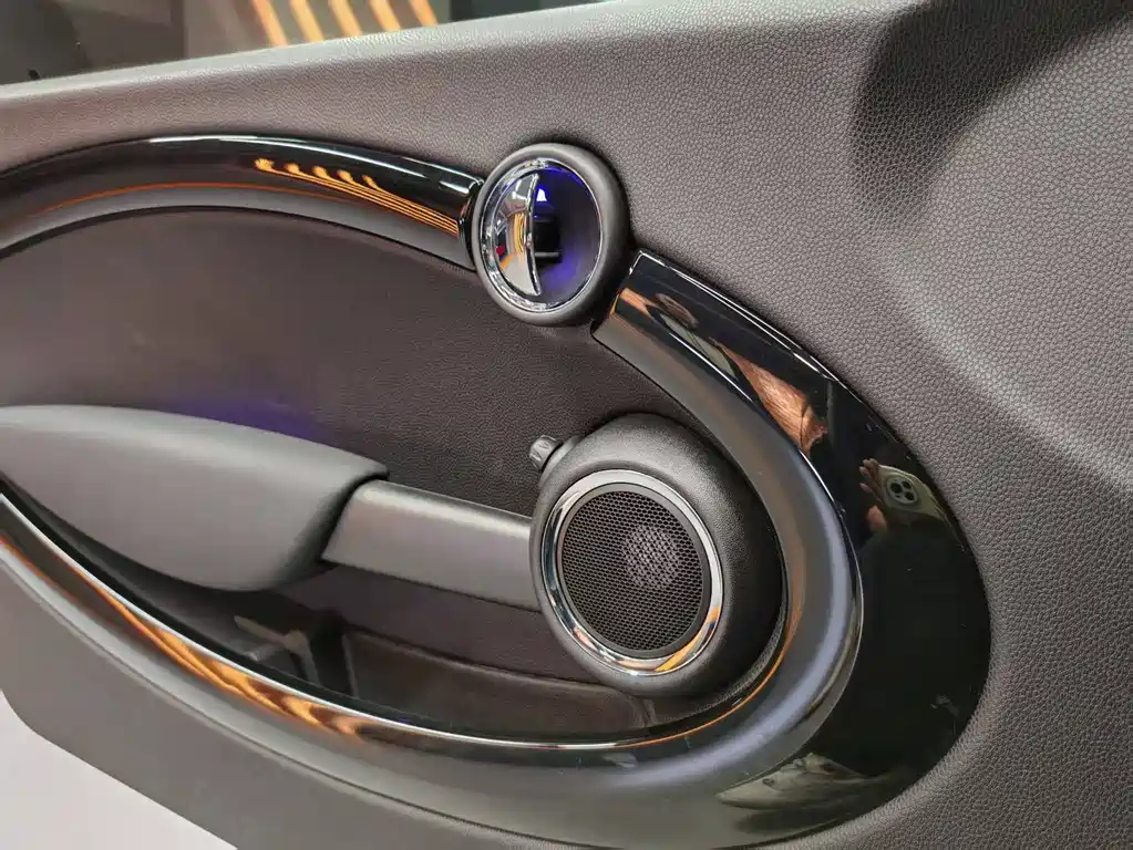 MINI Clubman 2012 — фото 12