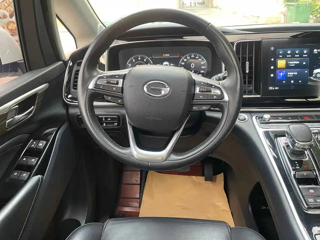 GAC Motor Trumpchi M8 2022 — фото 16
