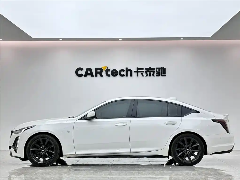 Cadillac CT5 2020 — фото 2