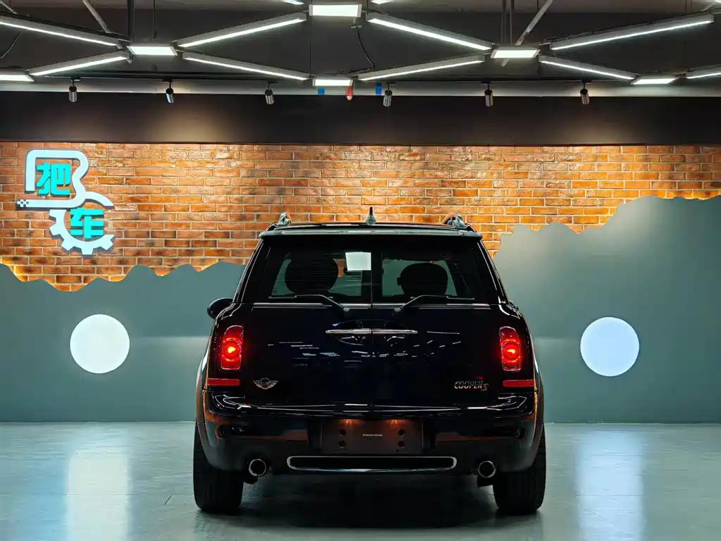 MINI Clubman 2012 — фото 30