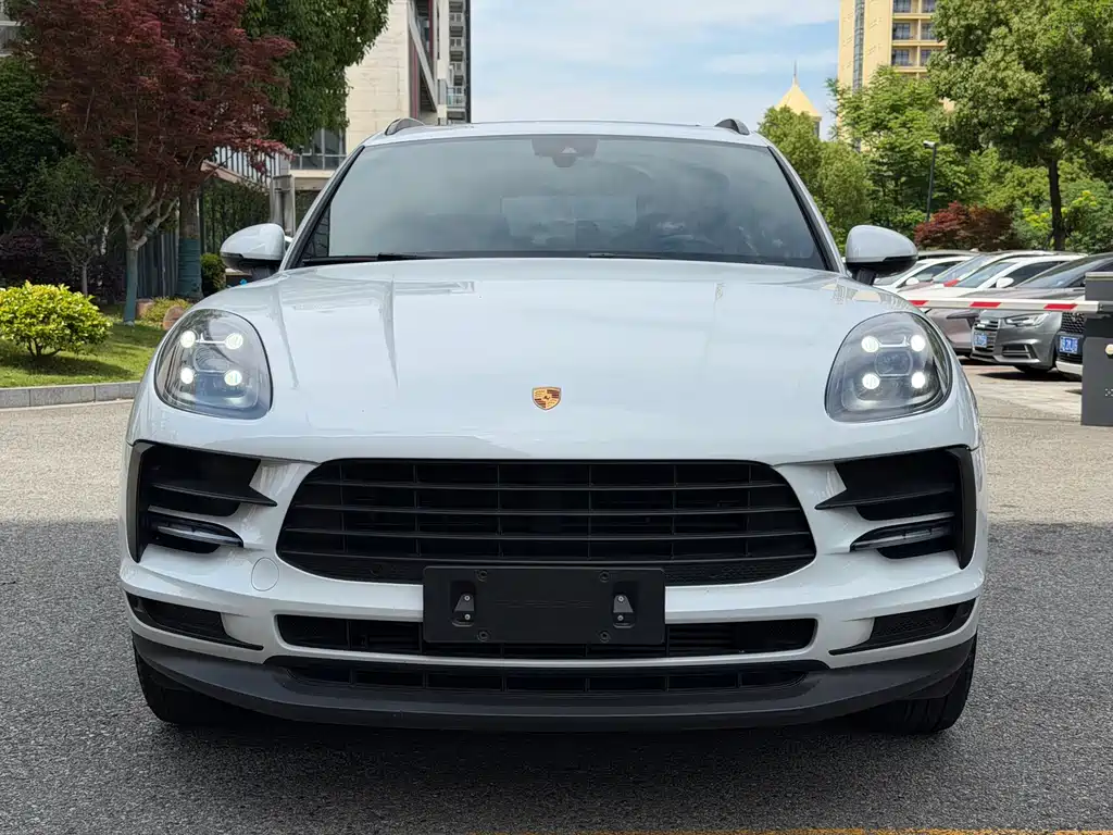 Porsche Macan 2021 — фото 2