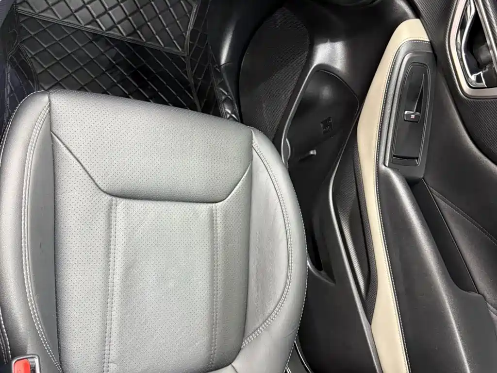 Subaru Forester 2023 — фото 13