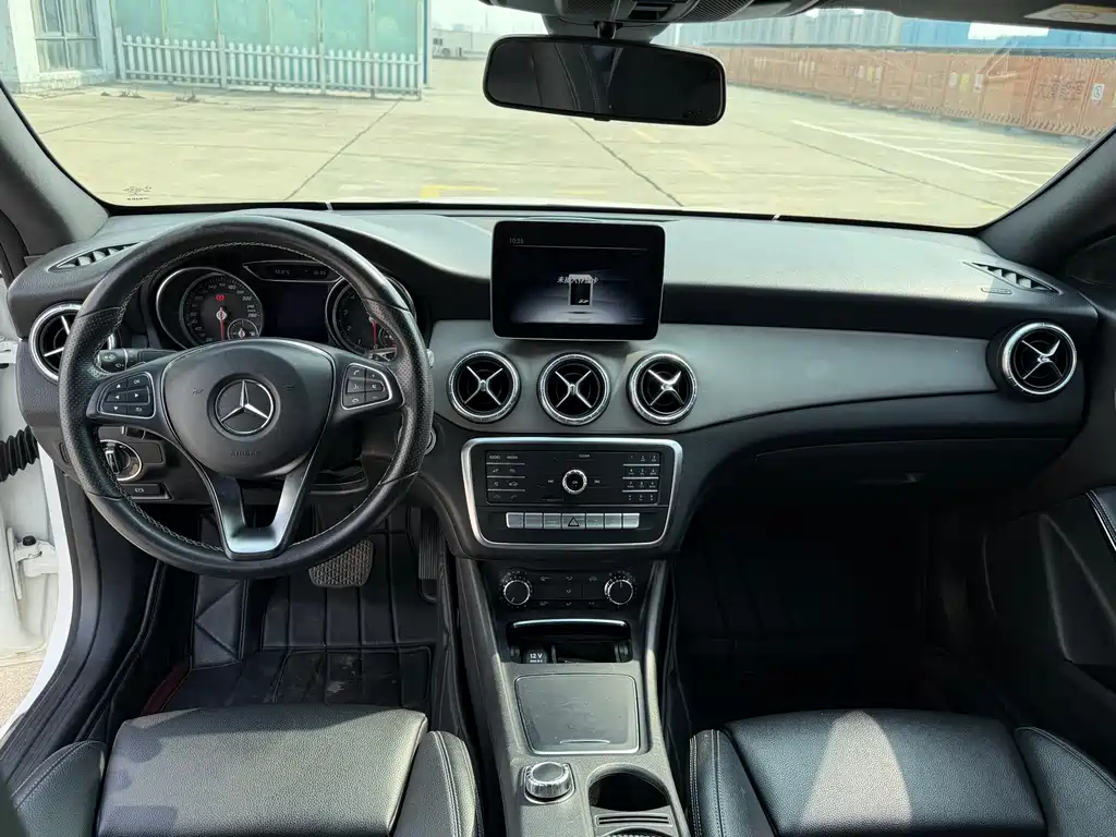 Mercedes-Benz CLA 2018 — фото 11