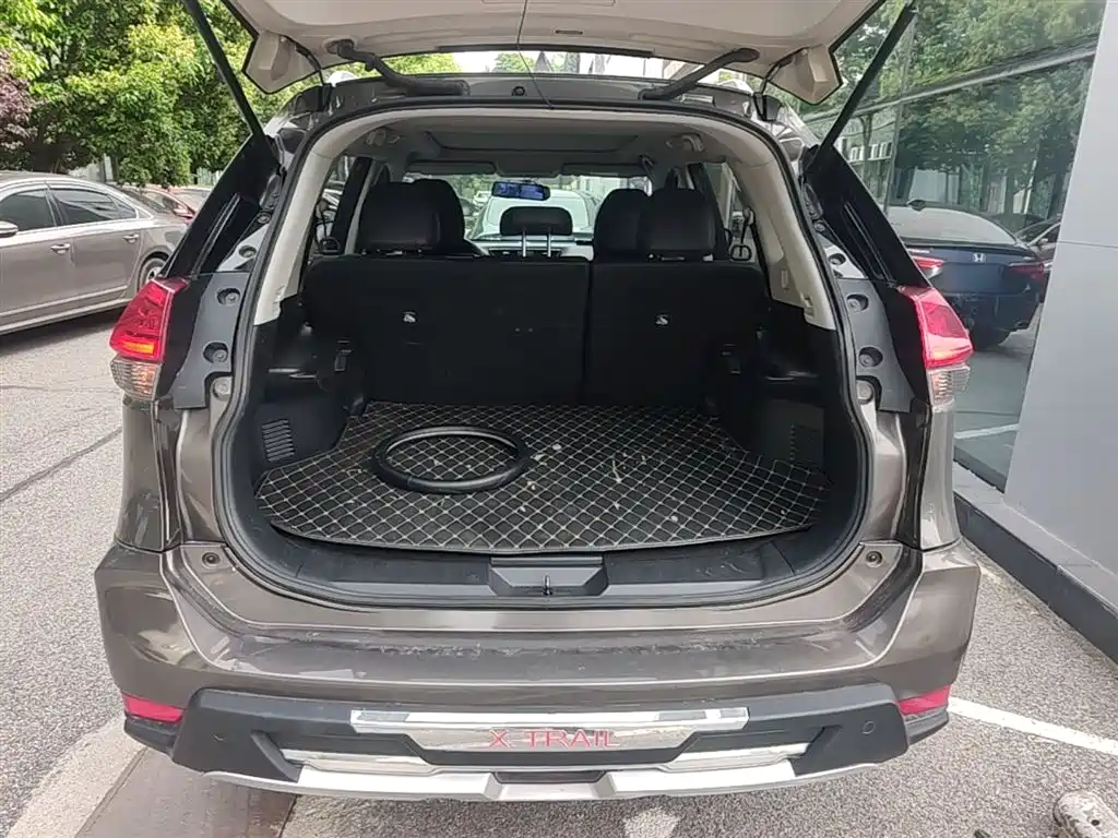 Nissan X-Trail 2017 — фото 19