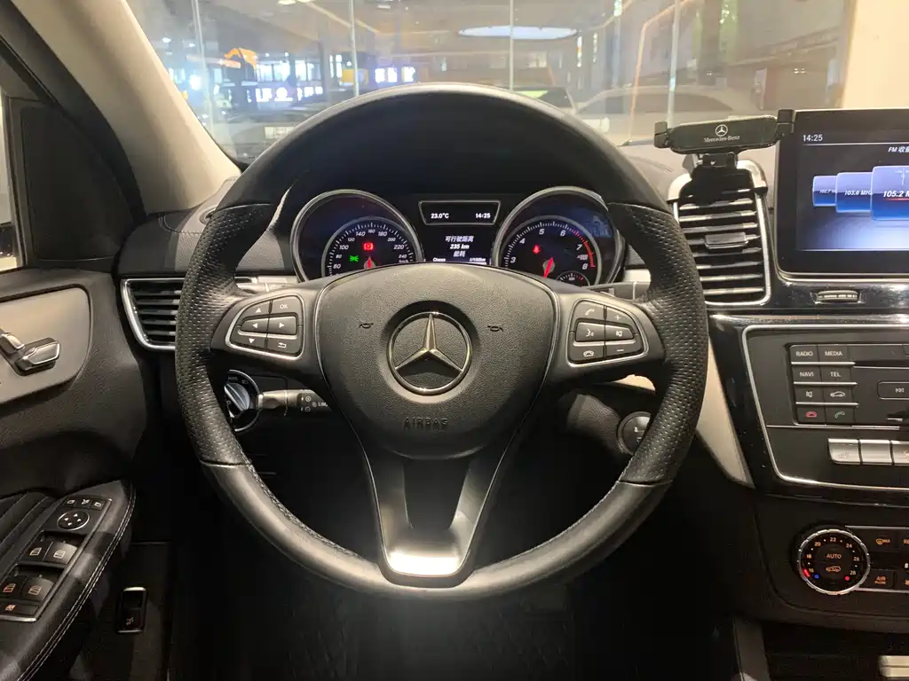 Mercedes-Benz GLE Coupe 2019 — фото 10