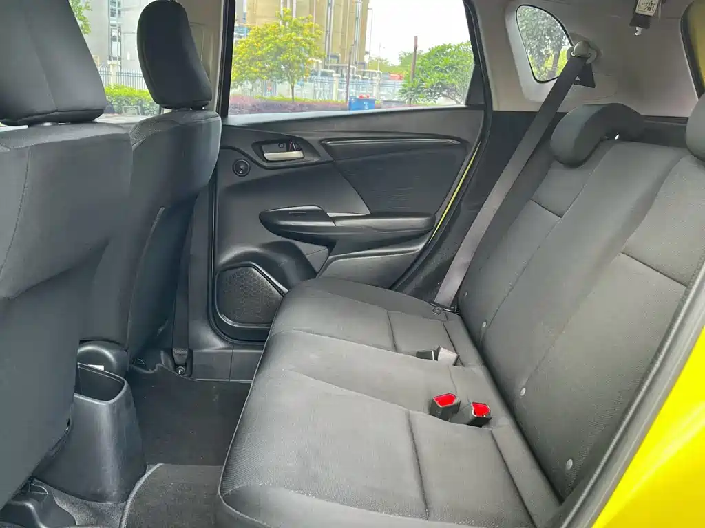 Honda Fit 2015 — фото 9