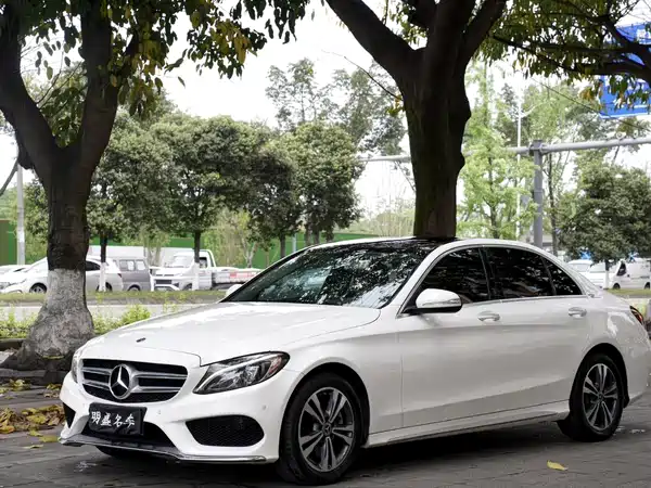 Mercedes-Benz C-Class 2018